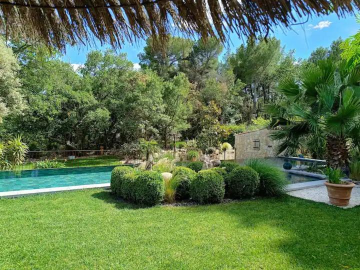 L'Autre Perle, Balneo En Supplement, Le Clos Des Perles Tourtour Exterior foto